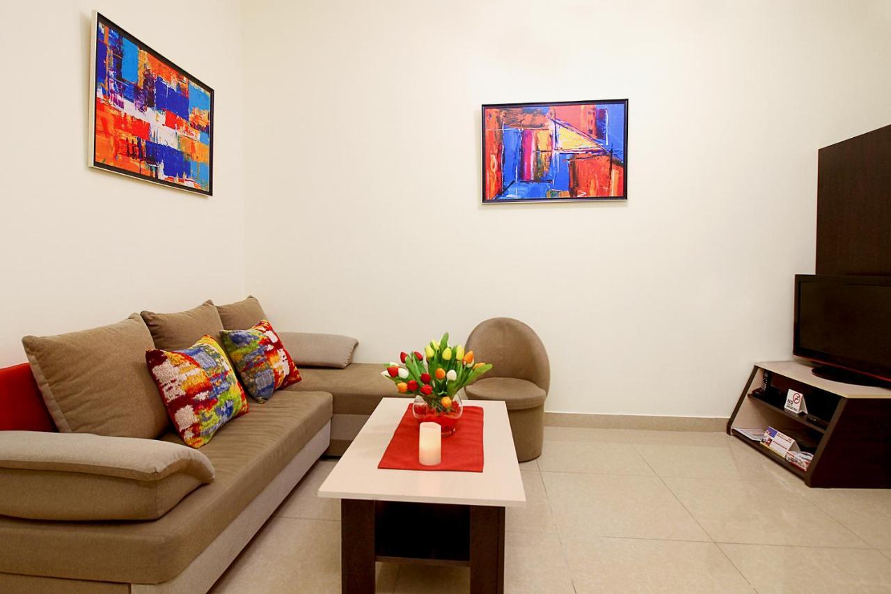 Apartments In Alley Residence Ereván Exterior foto